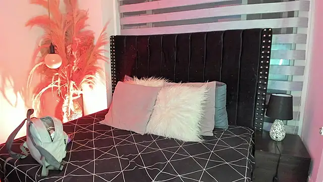 Sofiia-Rubb online show from March 2025 04:17:02 AM