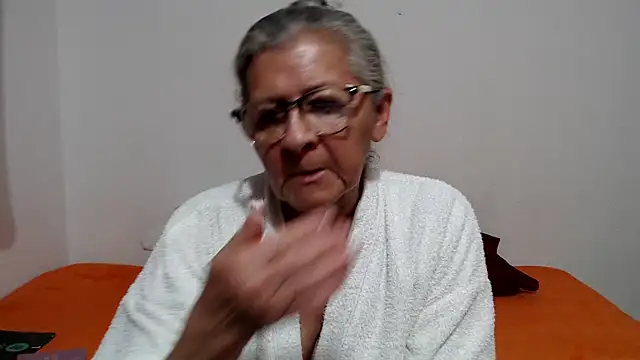 Snapshot of candy_mature_ chatting on July 2026 10:47:02 PM candy mature online show from July 2026 10:47:02 PM