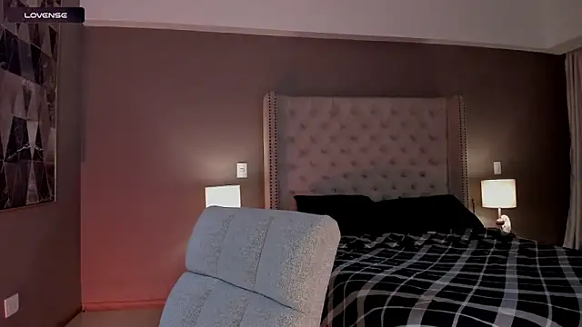 vangie  online show from October 2025 12:31:02 AM