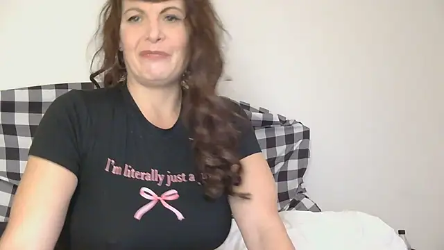 HeyyImHarlowe online show from December 2024 07:09:01 AM