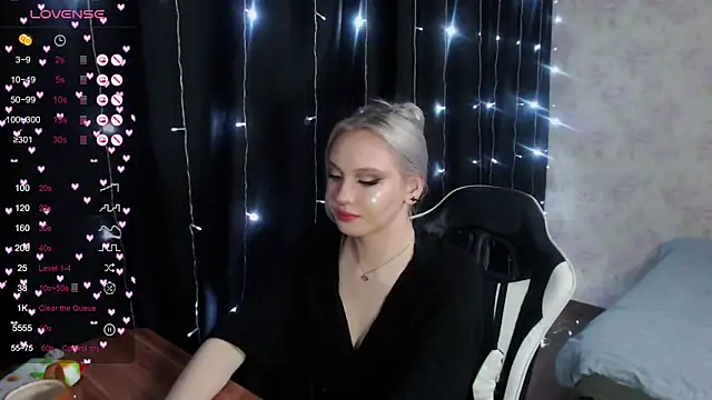 VikaPowers online show from February 2025 10:44:02 PM