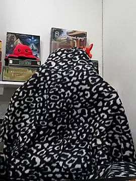 ElliMoor online show from December 2024 04:29:02 PM