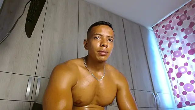 Muscle Brown10 online show from January 2025 02:19:02 PM