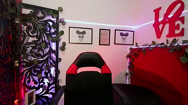 moon sunflower online show from February 2025 08:02:02 AM