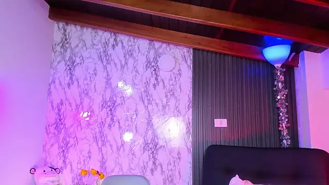 chloe blue online show from February 2025 11:50:01 AM