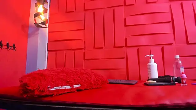 Santa Cooper  online show from March 2025 10:02:01 AM