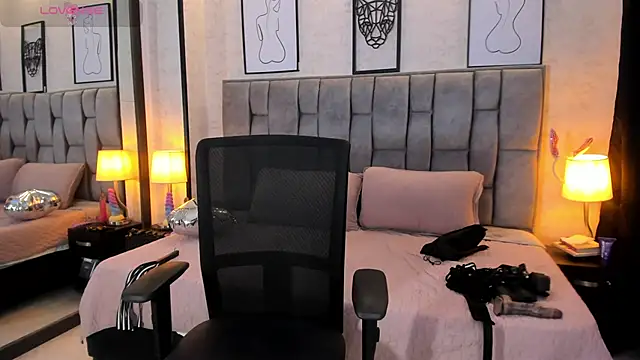 sweet--emily online show from March 2025 07:14:02 AM