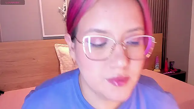 sweet--emily online show from November 2025 03:30:01 AM