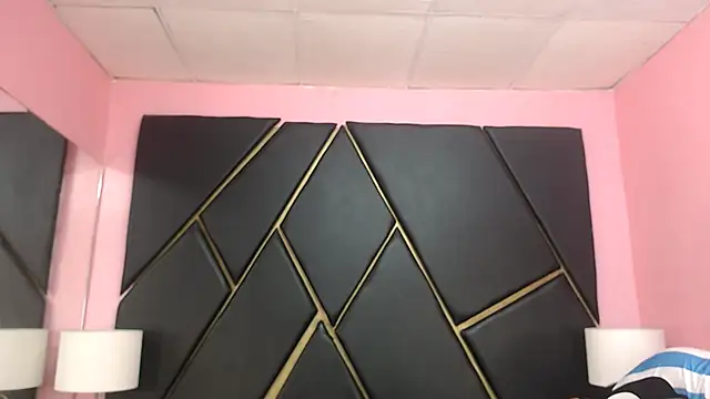 Snapshot of MilanZaire chatting on September 2025 06:51:01 PM MilanZaire online show from September 2025 06:51:01 PM