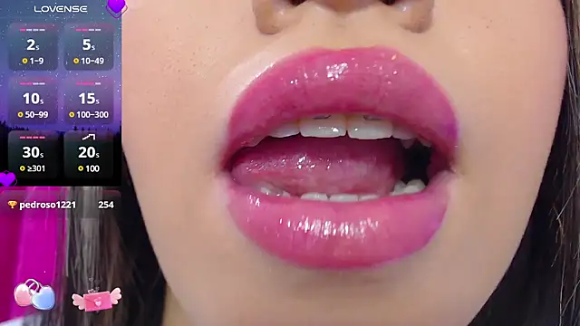 krysten ritter2 online show from March 2025 07:30:02 AM