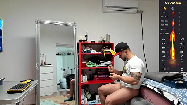 supermanboy94 online show from January 2025 08:18:02 AM