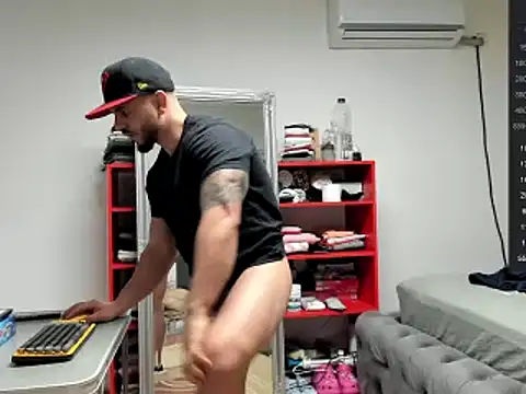 supermanboy94 online show from February 2025 10:03:02 AM