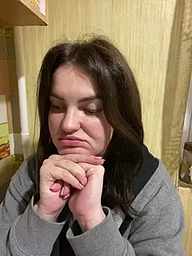 Karolina llove online show from February 2025 09:21:02 PM