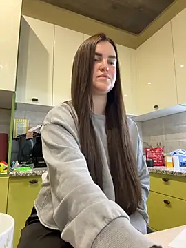 Karolina llove online show from November 2025 10:16:01 AM