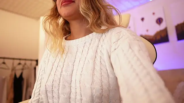 SaraParisi online show from January 2025 11:49:02 PM