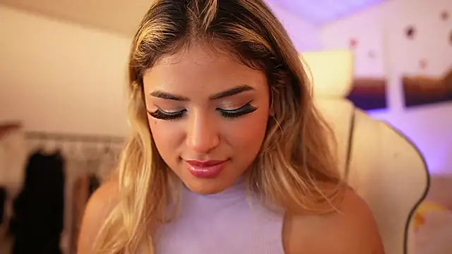 SaraParisi online show from January 2025 03:23:02 AM