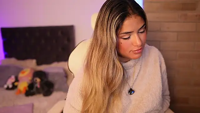 SaraParisi online show from March 2025 11:11:01 PM