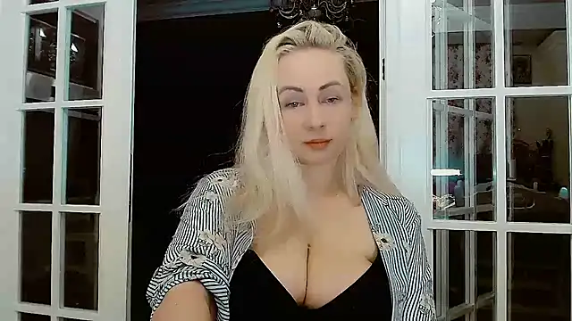 Olesya online show from January 2025 03:58:01 PM