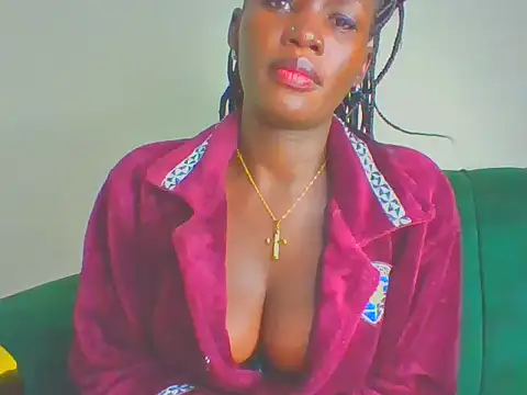 Snapshot of cutesmiling chatting on April 2026 05:39:02 PM cutesmiling online show from April 2026 05:39:02 PM