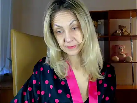 Snapshot of Tanya6547 chatting on February 2025 08:17:01 AM Tanya6547 online show from February 2025 08:17:01 AM