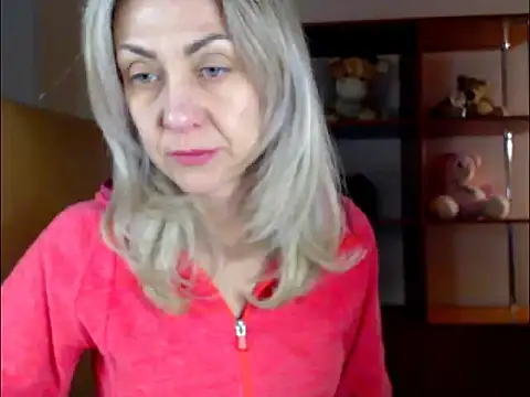 Snapshot of Tanya6547 chatting on March 2025 08:27:01 AM Tanya6547 online show from March 2025 08:27:01 AM