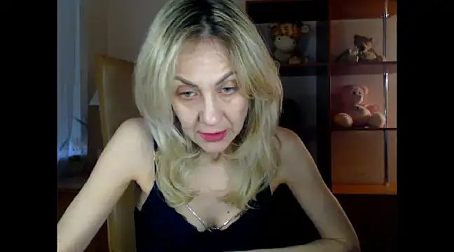 Snapshot of Tanya6547 chatting on March 2025 08:54:02 AM Tanya6547 online show from March 2025 08:54:02 AM