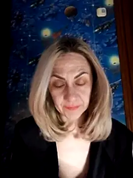 Tanya6547 online show from April 2026 05:32:01 PM