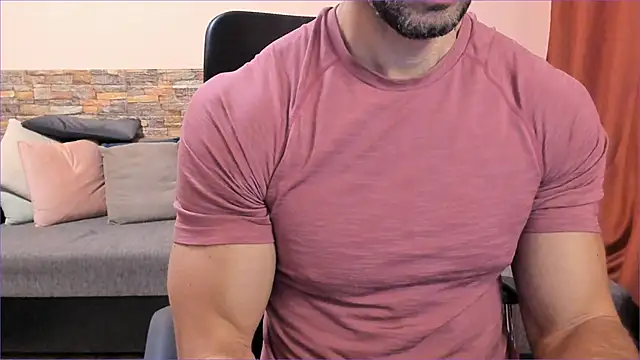 HotHunkTrainer online show from September 2025 06:51:02 AM