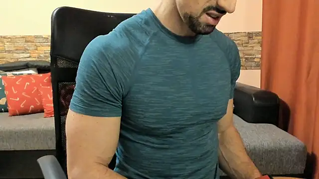 HotHunkTrainer online show from March 2026 08:54:02 AM