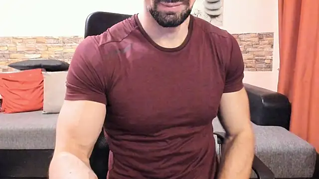 HotHunkTrainer online show from April 2026 08:37:02 AM