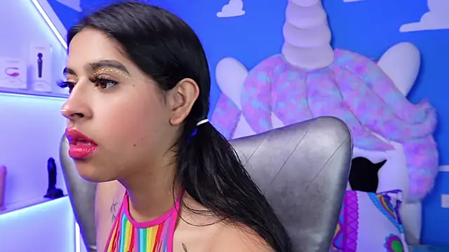 miss romyna online show from February 2025 11:04:01 AM