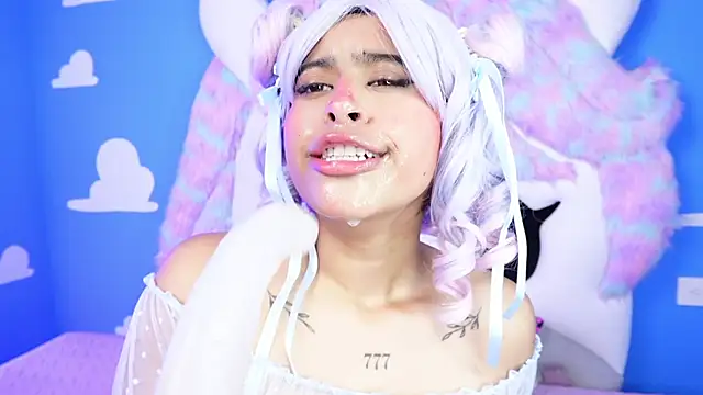 miss romyna online show from March 2025 02:07:02 PM