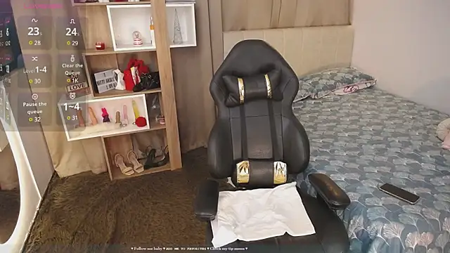 Imkitty-Horny online show from December 2024 05:01:01 AM