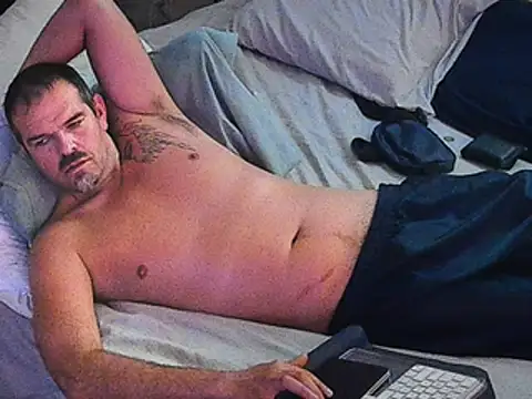 badboybrad11 online show from February 2025 05:18:02 PM