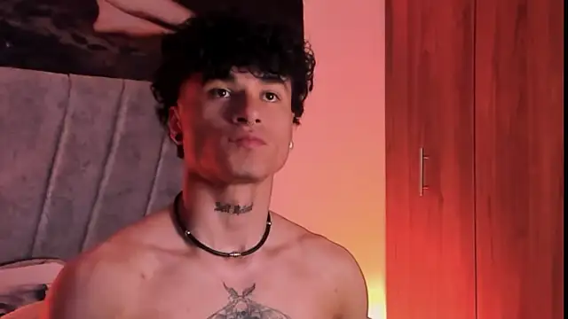 Thomas Fit1 online show from October 2025 11:16:01 PM