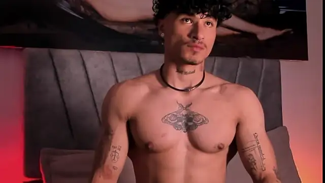 Thomas Fit1 online show from January 2026 04:37:02 AM