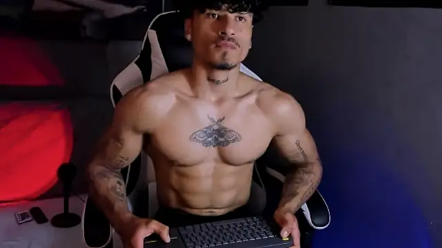 Thomas Fit1 online show from April 2026 07:31:02 PM