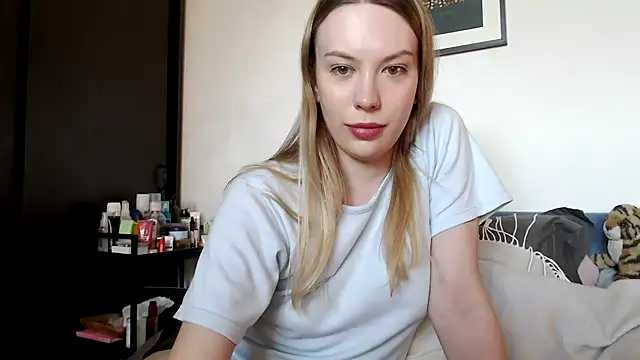 Snapshot of Scarlettford chatting on February 2026 10:20:02 AM Scarlettford online show from February 2026 10:20:02 AM