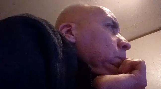 Xoc8  online show from March 2025 06:57:01 AM