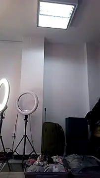 AnthonelaDuque online show from November 2025 11:31:01 AM