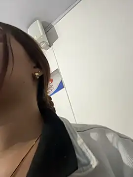 AnthonelaDuque online show from February 2026 11:42:02 AM