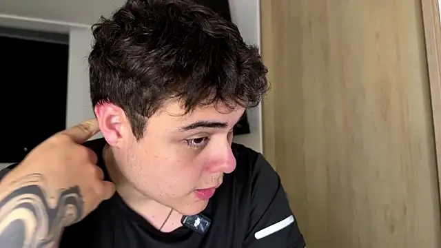 Snapshot of odin_blake chatting on February 2026 02:43:01 AM odin blake online show from February 2026 02:43:01 AM