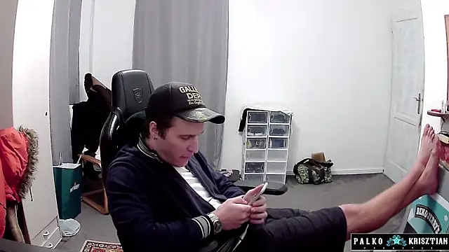 PKrisztian online show from February 2026 06:37:02 PM