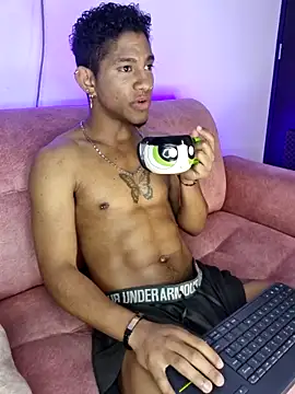 Snapshot of Palo_santo chatting on May 2026 07:48:01 AM Palo santo online show from May 2026 07:48:01 AM