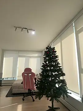 jAsMinE678 online show from January 2025 06:20:02 PM