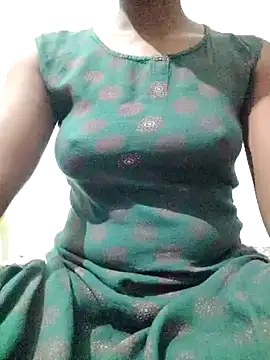 Snapshot of rituporna2004 chatting on March 2025 02:45:02 PM rituporna2004 online show from March 2025 02:45:02 PM