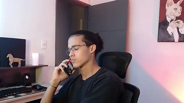 alejo x3 online show from January 2025 11:43:01 PM