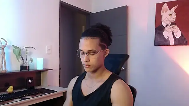 alejo x3 online show from February 2025 12:40:02 AM