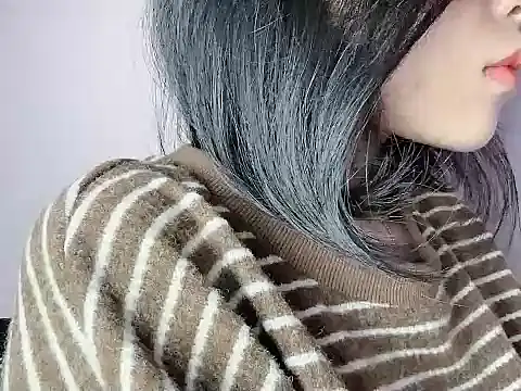 Baenee online show from December 2025 01:39:01 PM