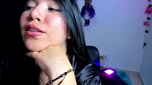 AilynRed online show from January 2025 04:48:02 AM